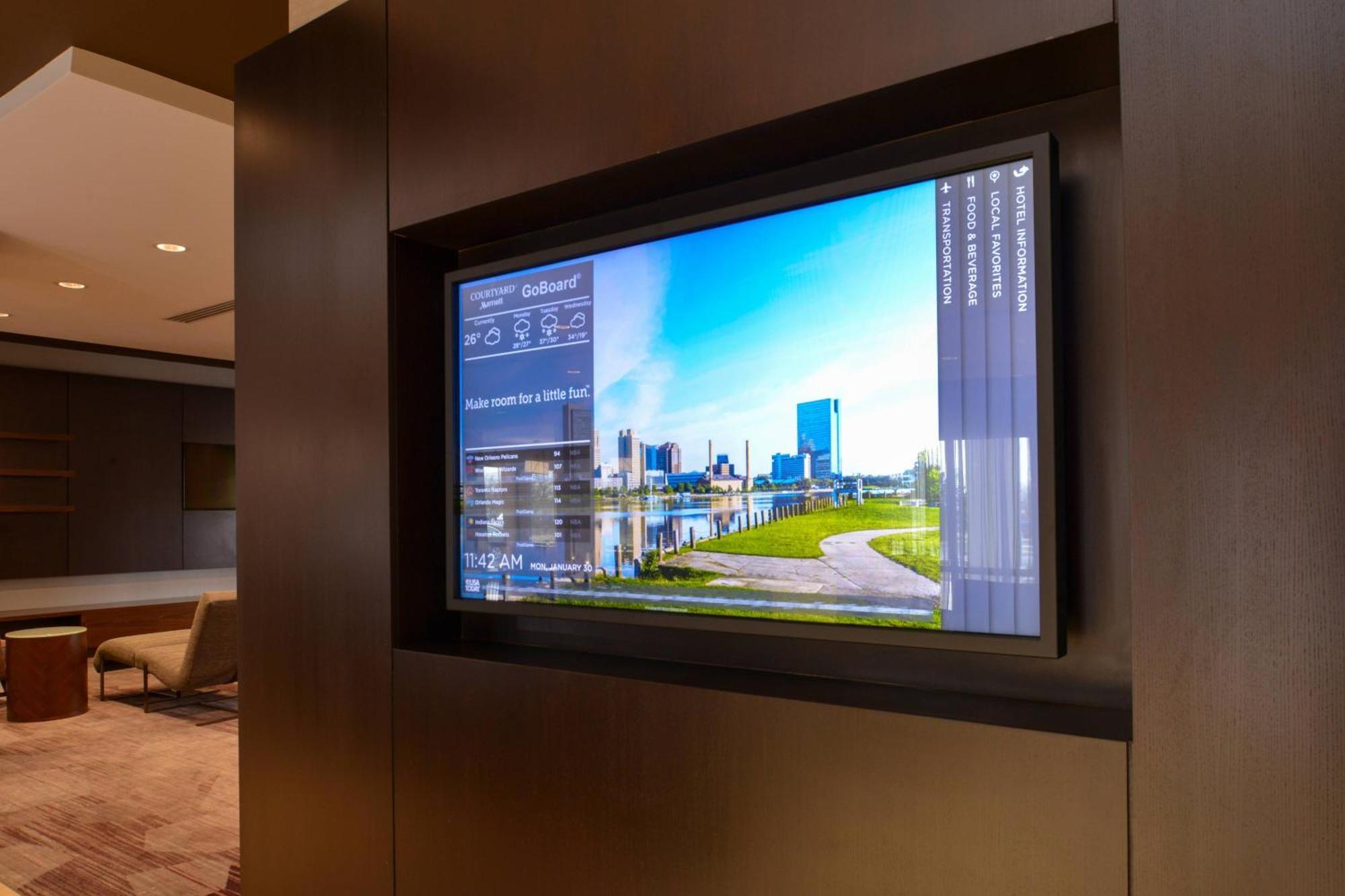 Отель Courtyard By Marriott Toledo North Экстерьер фото
